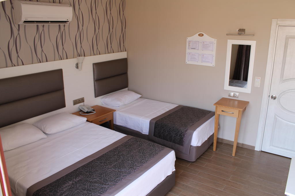 Bonjour Hotel Marmaris Esterno foto